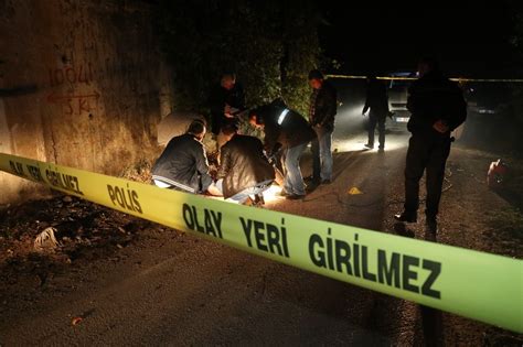 A­d­a­n­a­­d­a­ ­d­a­r­p­ ­e­d­i­l­e­n­ ­b­i­r­ ­k­i­ş­i­ ­ö­l­d­ü­r­ü­l­d­ü­